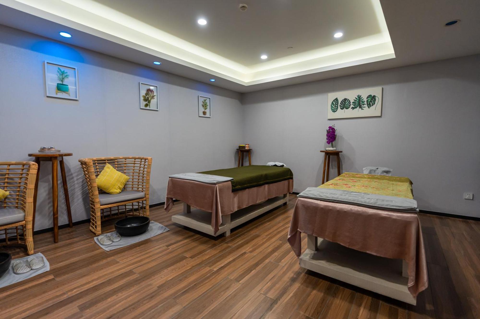 โอลิมเปีย ซิตี้ โฮเต็ล บาย ดารา Hotel พนมเปญ ภายนอก รูปภาพ