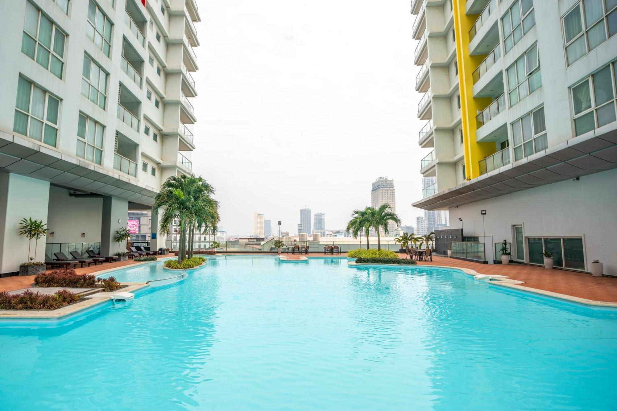โอลิมเปีย ซิตี้ โฮเต็ล บาย ดารา Hotel พนมเปญ ภายนอก รูปภาพ
