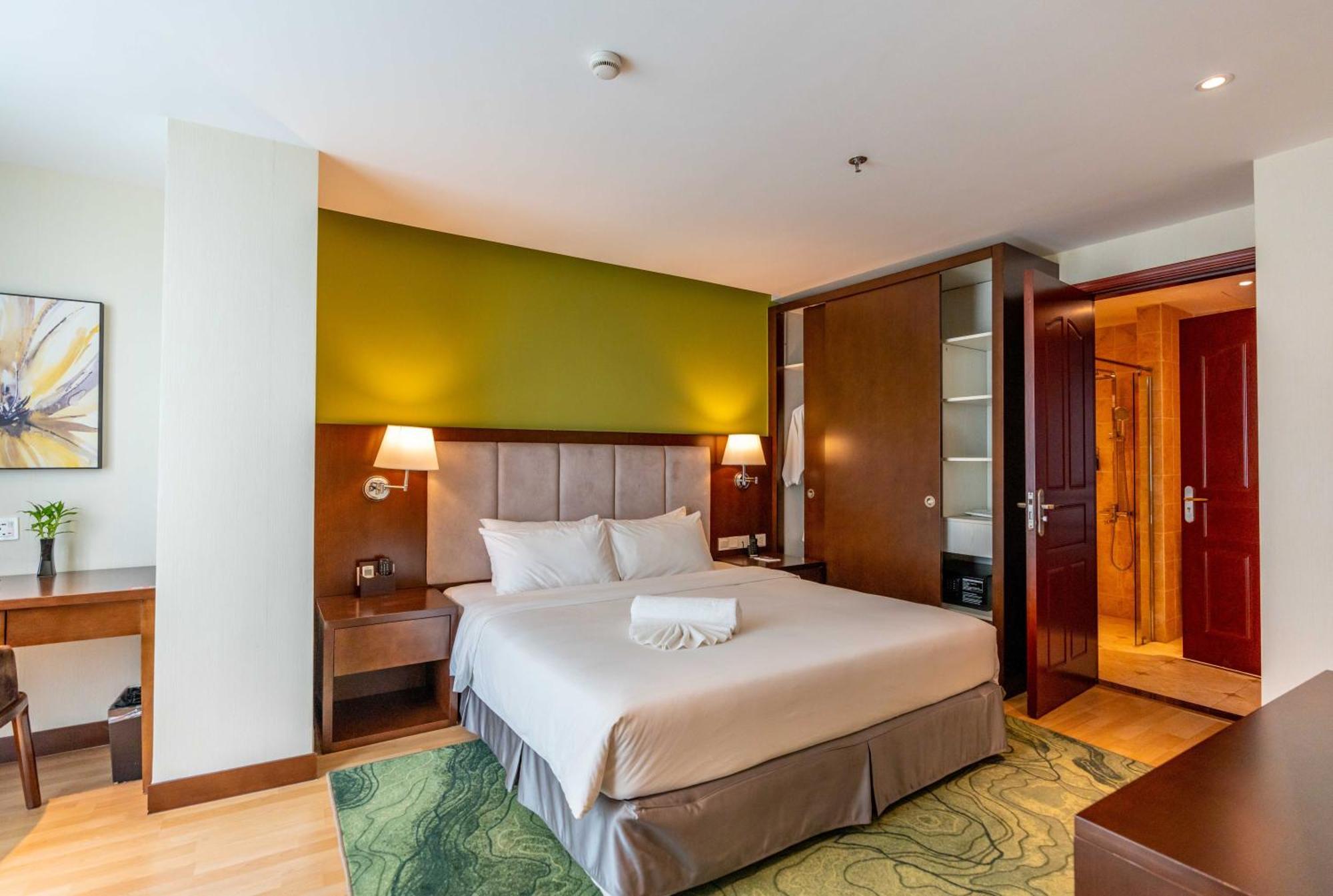 โอลิมเปีย ซิตี้ โฮเต็ล บาย ดารา Hotel พนมเปญ ภายนอก รูปภาพ