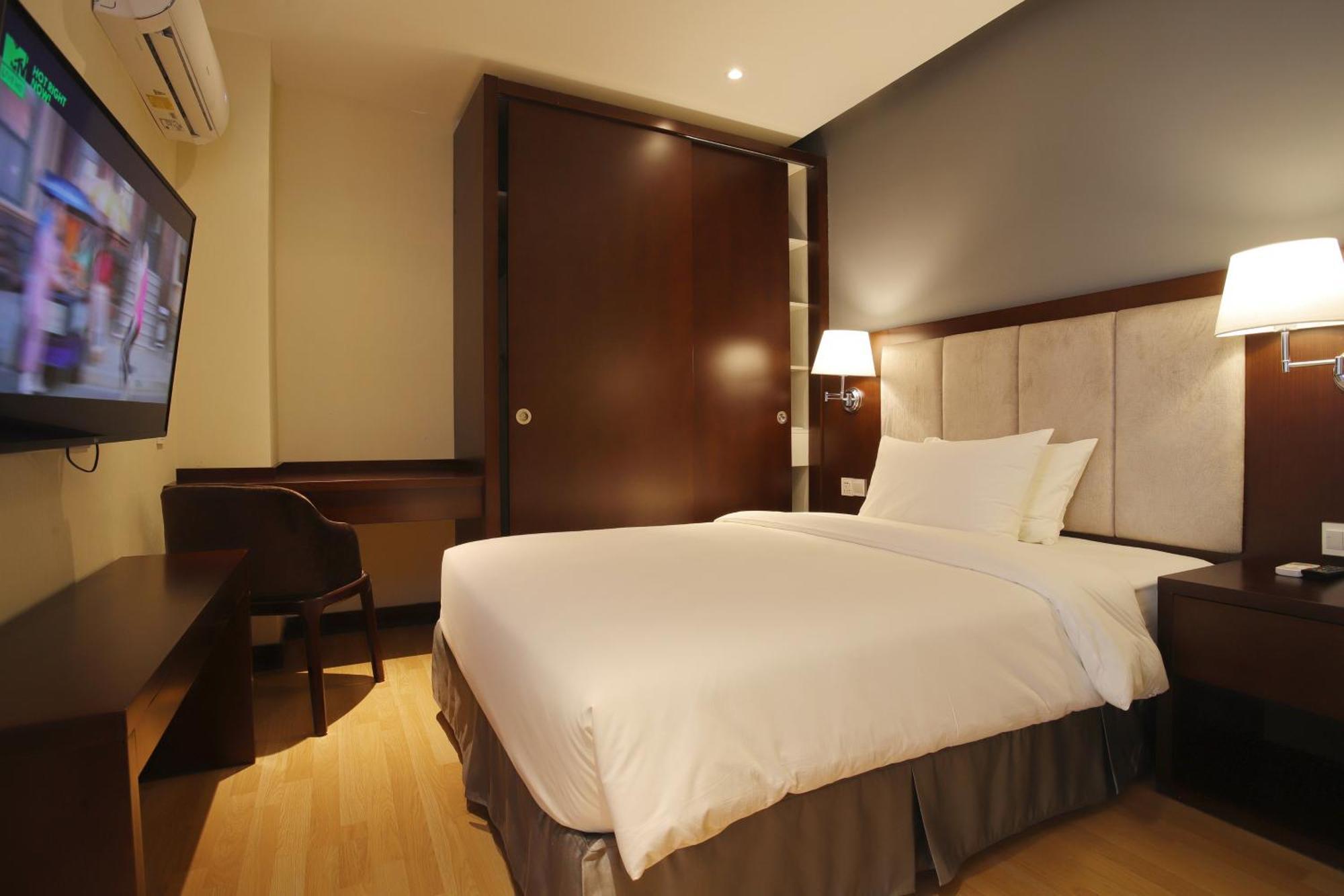 โอลิมเปีย ซิตี้ โฮเต็ล บาย ดารา Hotel พนมเปญ ภายนอก รูปภาพ
